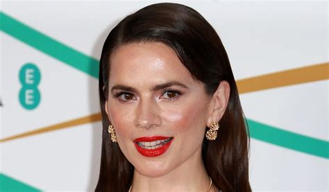 hayley atwell sexy pics|Avengers: Endgame Star Hayley Atwell Shares。